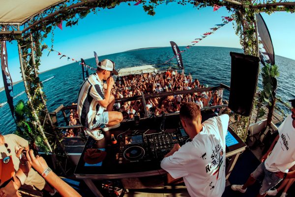 balkan wave case stufy (9)